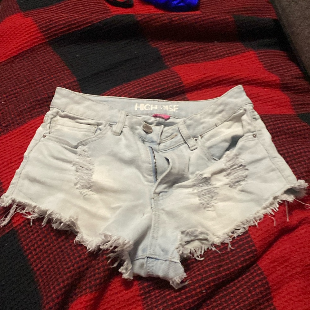 Woman’s Jean shorts